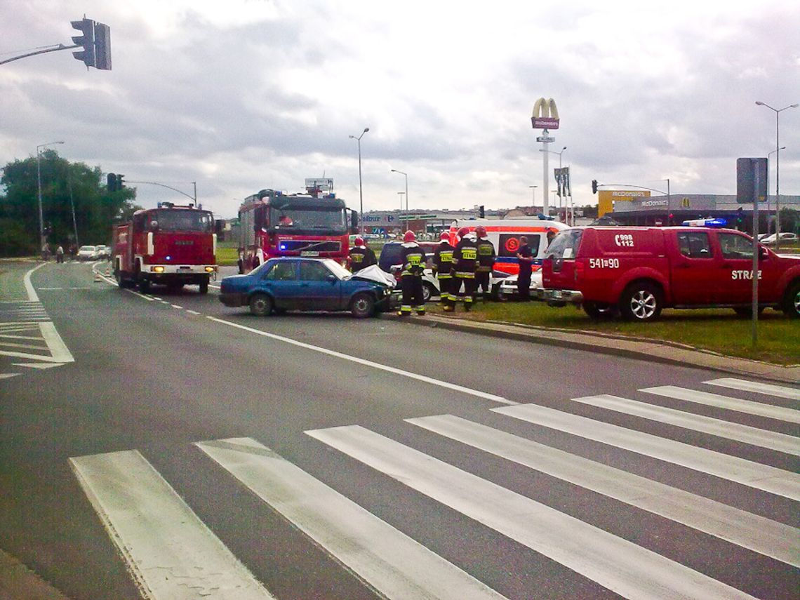 5- i 9-latek ranni w zderzeniu trzech aut 5- i 9-latek ranni w zderzeniu trzech aut