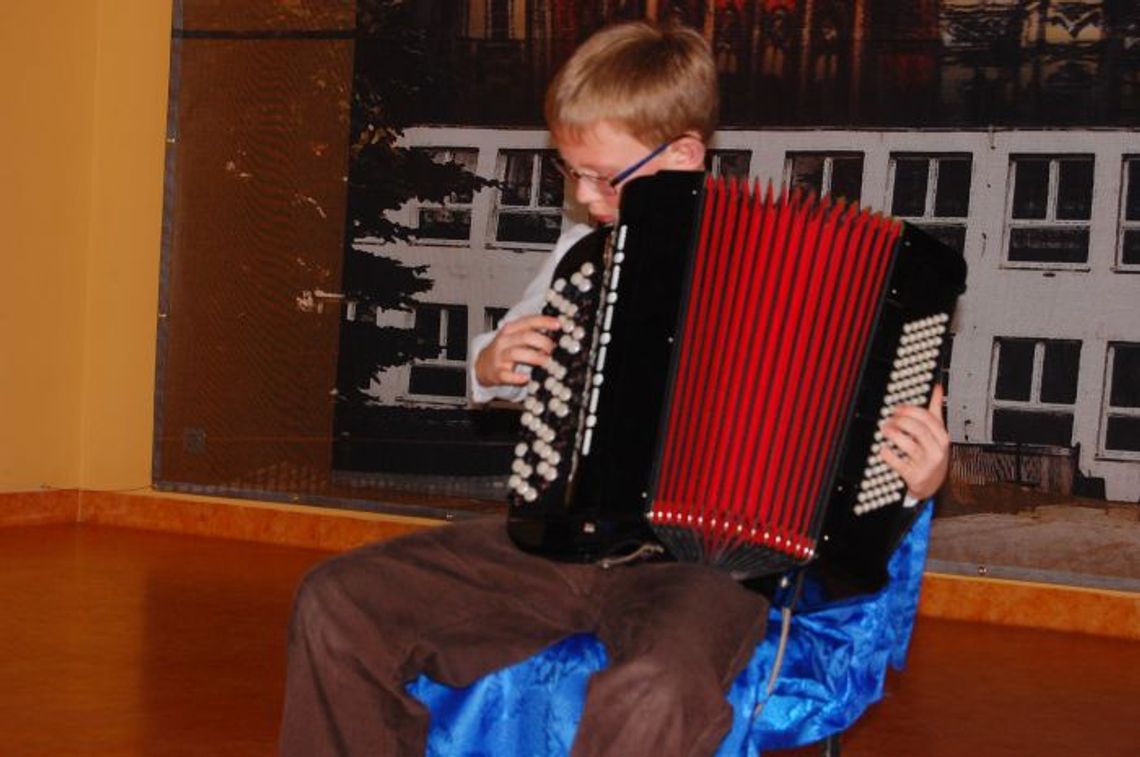 50 nagrodzonych uczniów w Gimnazjum nr 1 w Tczewie - za osiągnięcia w nauce i sporcie