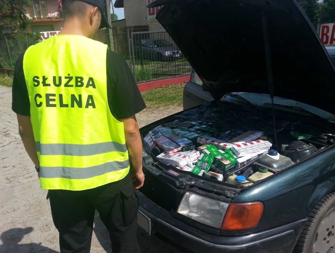 54 tys. papierosów w aucie! Handlarz zatrzymany pod Tczewem 54 tys. papierosów w aucie! Handlarz zatrzymany pod Tczewem