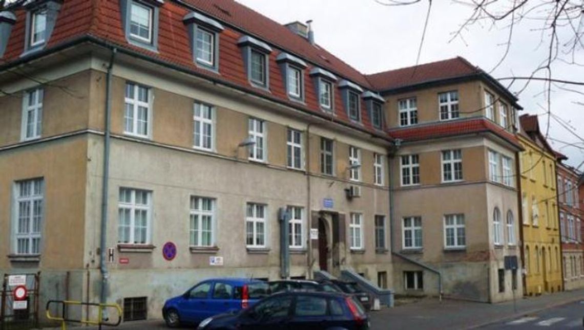 Alert w szpitalu. Pacjentom groziła ewakuacja – powodem gaz Alert w szpitalu. Pacjentom groziła ewakuacja – powodem gaz