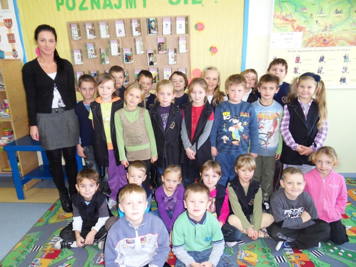 Asy z naszej szkoły. W Pelplinie - Siatkarze, koszykarze i... „Modraki”