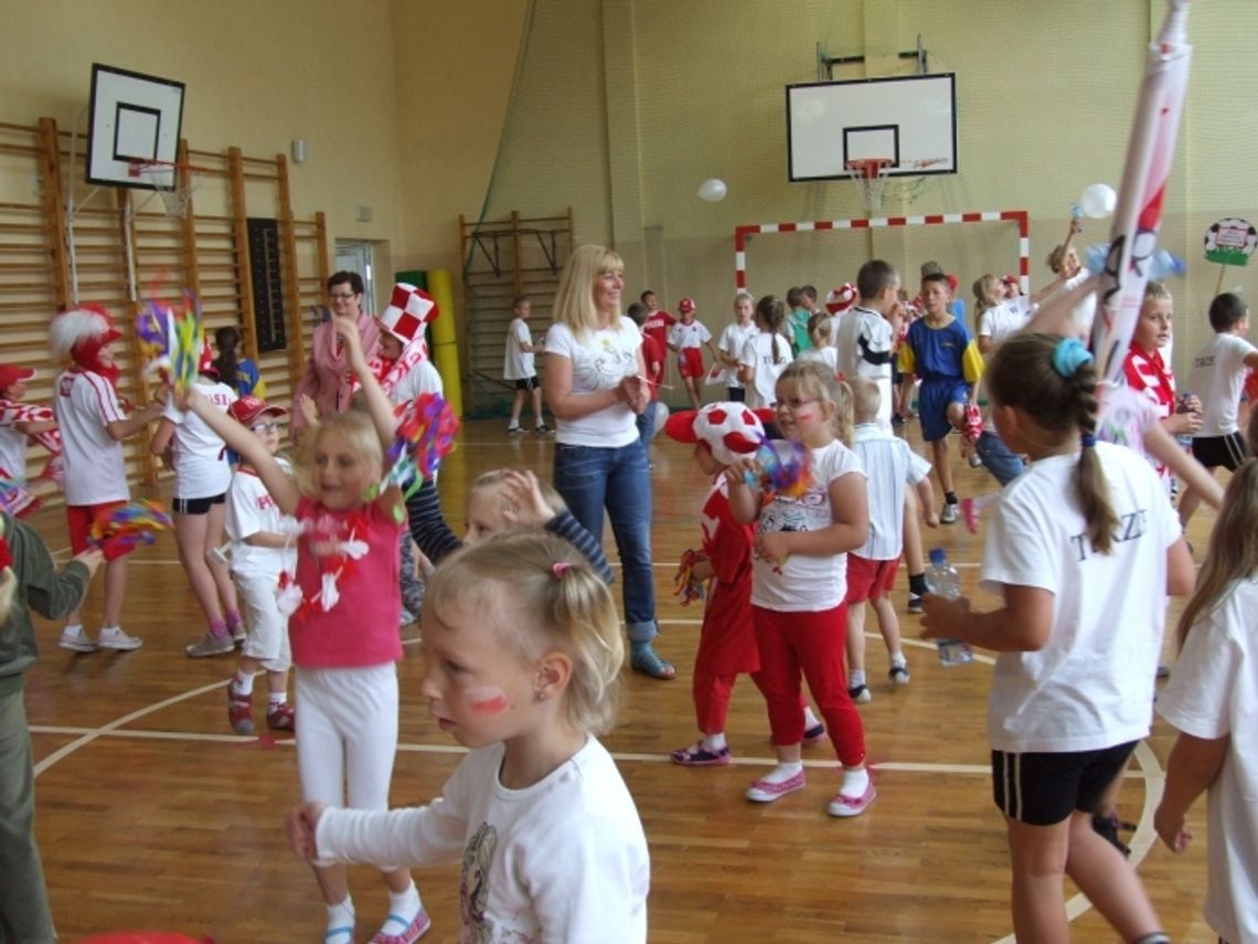 „Baw się razem z nami” - międzyszkolny turniej sportowy w Lubiszewie