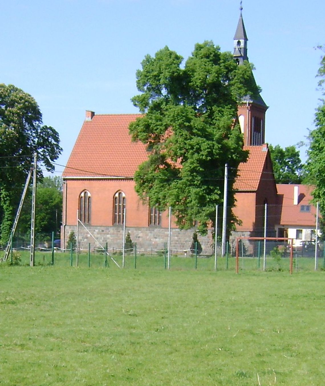 Będzie nowe boisko! Cieszą się uczniowie ZKiW Będzie nowe boisko! Cieszą się uczniowie ZKiW
