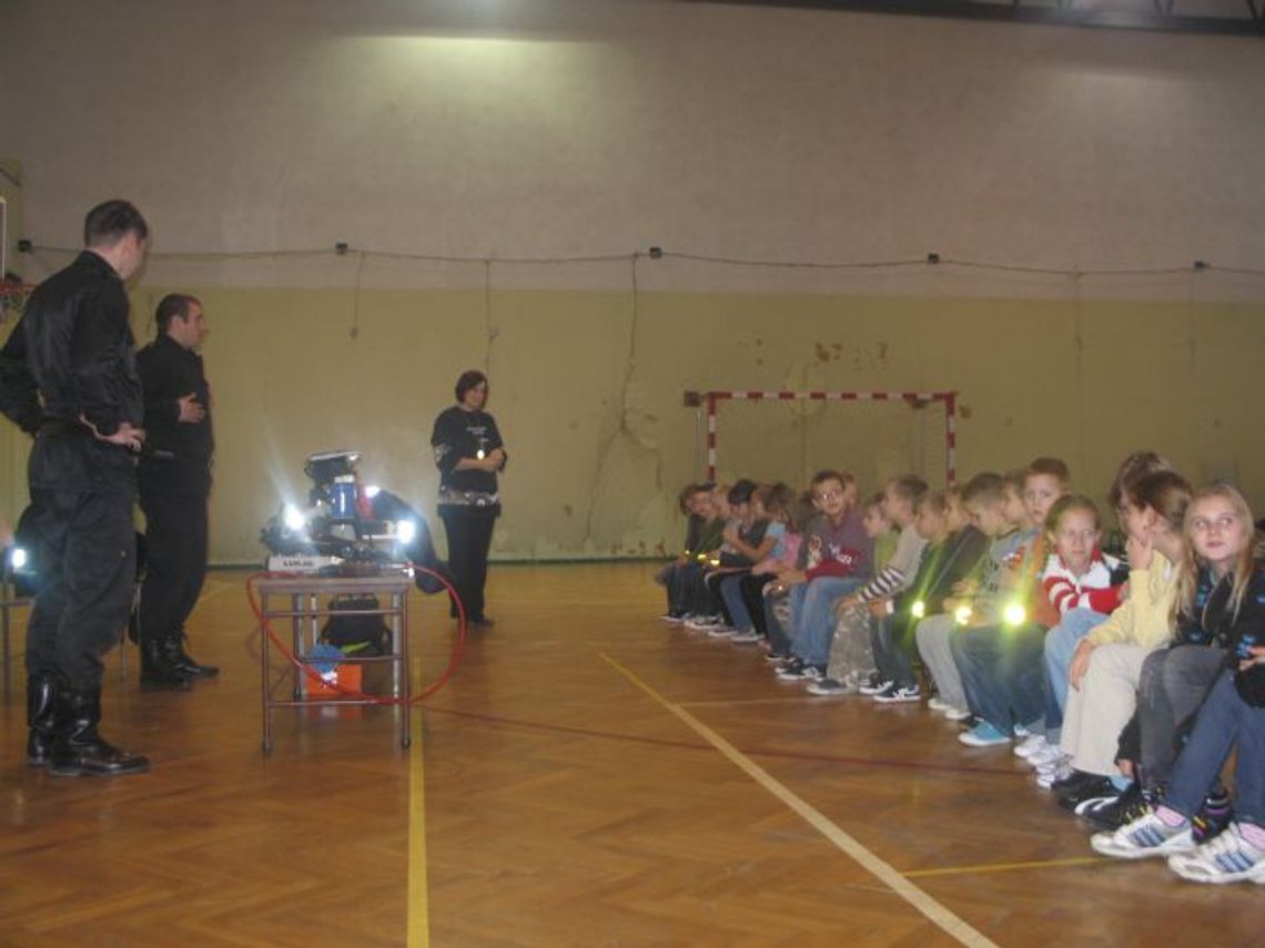 „Bezpieczna droga do domu i szkoły 2010”. Jak udzielić pierwszej pomocy? „Bezpieczna droga do domu i szkoły 2010”. Jak udzielić pierwszej pomocy?