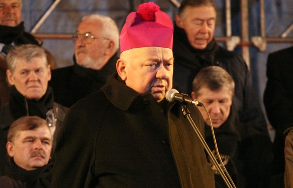 Biskup pelpliński Jan Szlaga w szpitalu. Stan zdrowia stabilny