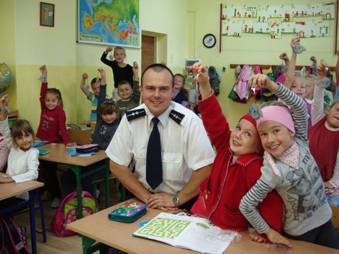 Bohater kreskówki uczy bezpieczeństwa