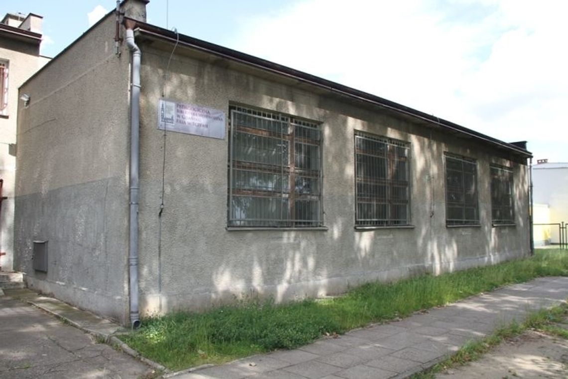Budynek filii biblioteki pedagogicznej przejęty przez miasto Budynek filii biblioteki pedagogicznej przejęty przez miasto