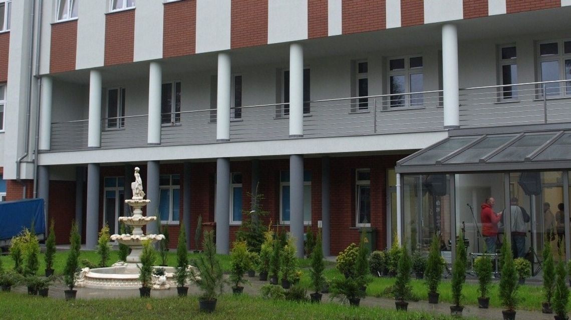 Była prezes szpitala z pensją sprzed zwolnienia? 