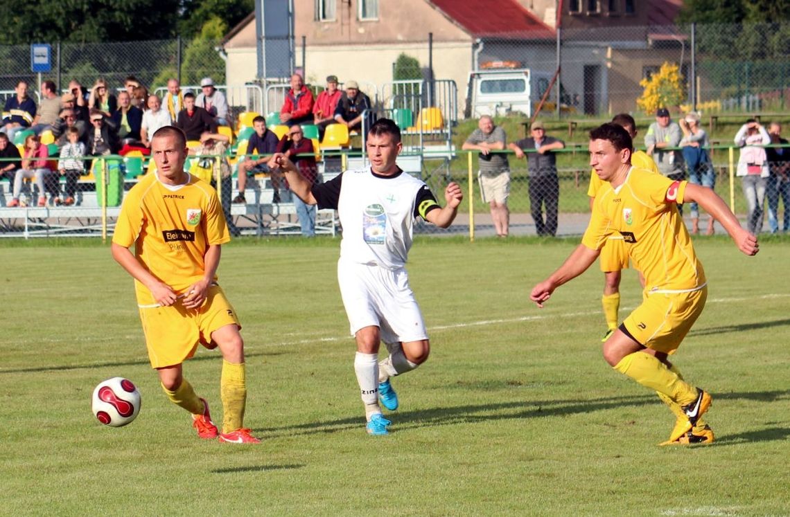 Centrum na szóstkę, Orzeł nie dał rady - w Pelplinie i Subkowach zainaugurowali sezon Centrum na szóstkę, Orzeł nie dał rady - w Pelplinie i Subkowach zainaugurowali sezon
