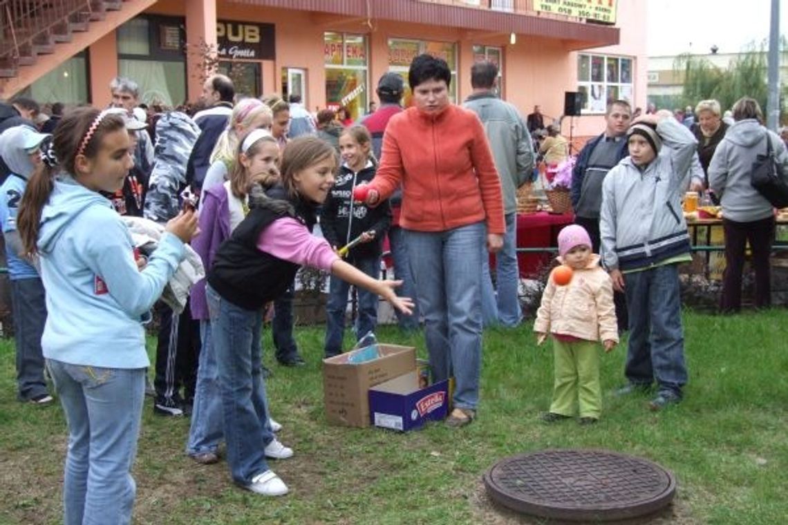 'Chłodne' pożegnanie lata - festyn na Suchostrzygach