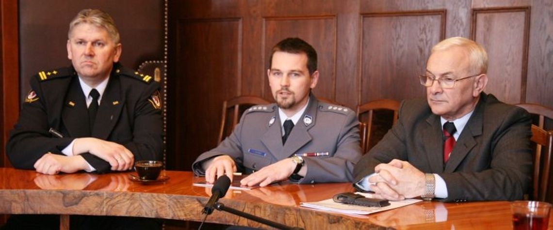 Co dwóch komendantów, to nie jeden Co dwóch komendantów, to nie jeden