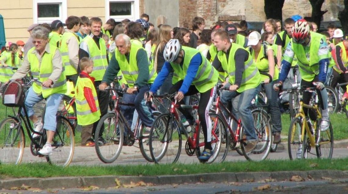 Cztery kilometry przyjaznych rowerzystom Cztery kilometry przyjaznych rowerzystom