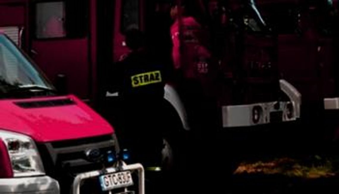  Czy doszło do podpalenia? Dym z klatek schodowych na Jagiełły