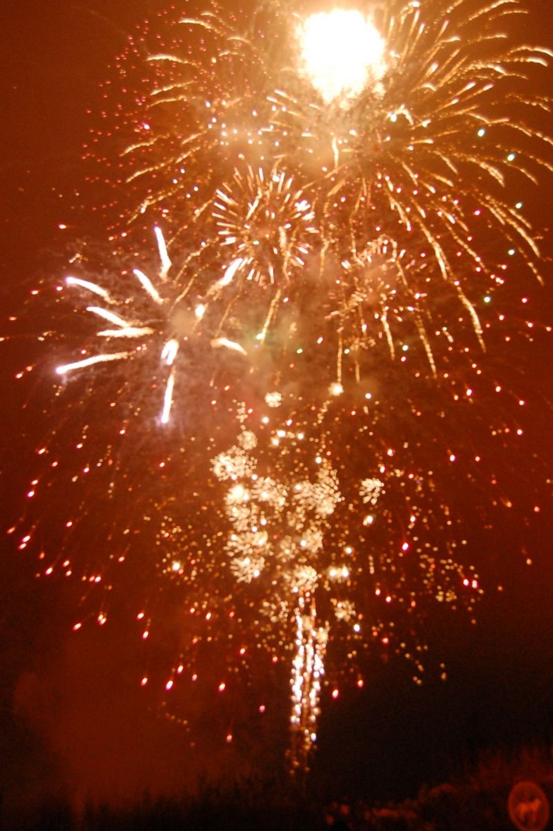 Dach zapłonął od petardy… Dach zapłonął od petardy…