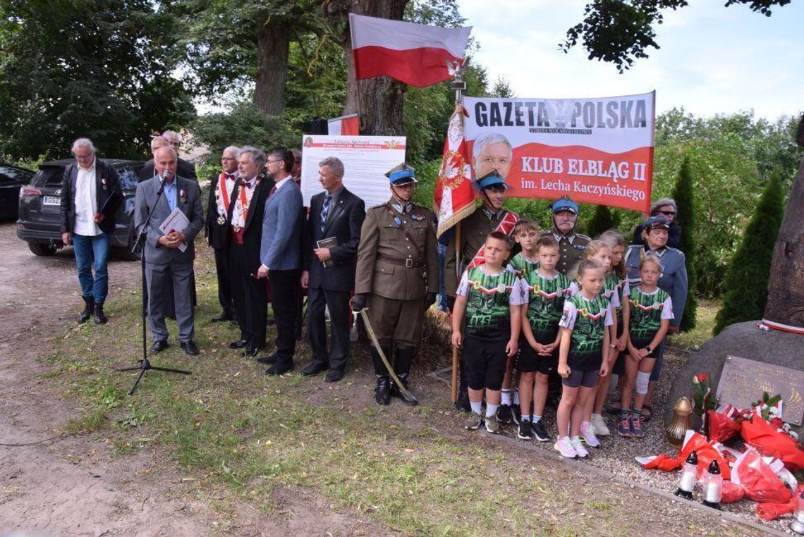 Danuta Siedzikówna „Inka” – wciąż łączy pokolenia. Uroczystości w Waplewie Wielkim i Tulicach w 80-tą rocznicę śmierci sanitariuszki Danuta Siedzikówna „Inka” – wciąż łączy pokolenia. Uroczystości w Waplewie Wielkim i Tulicach w 80-tą rocznicę śmierci sanitariuszki