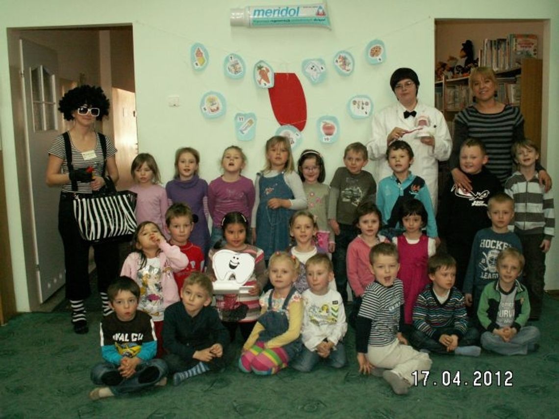 Dbajmy o nasze ząbki! Baktusia - nie chcemy takiego lokatora Dbajmy o nasze ząbki! Baktusia - nie chcemy takiego lokatora