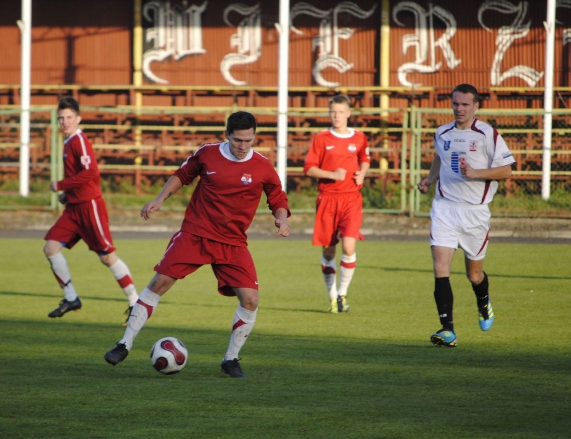 Derbowe emocje - szczęśliwe zwycięstwo Gryfa w Pelplinie