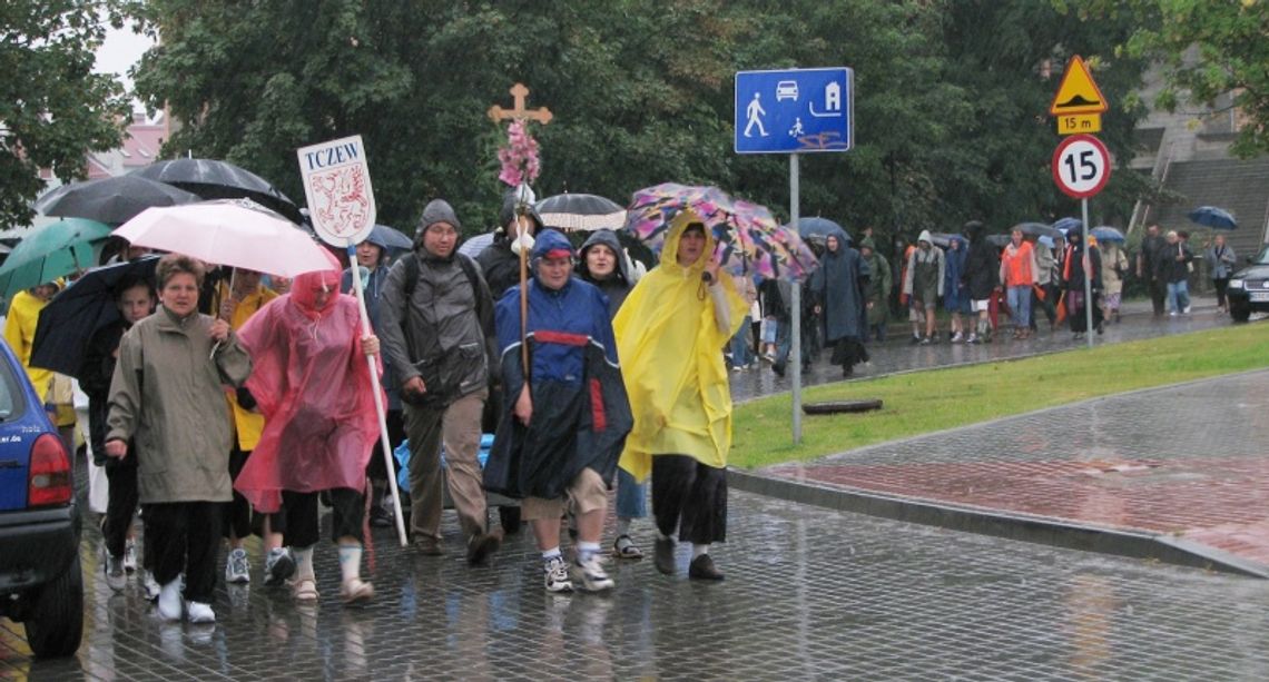 Do Matki Bożej w deszczu łask