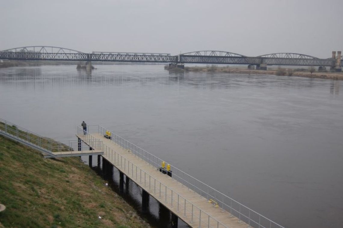 Do przystani w Tczewie przybił pierwszy jacht Do przystani w Tczewie przybił pierwszy jacht