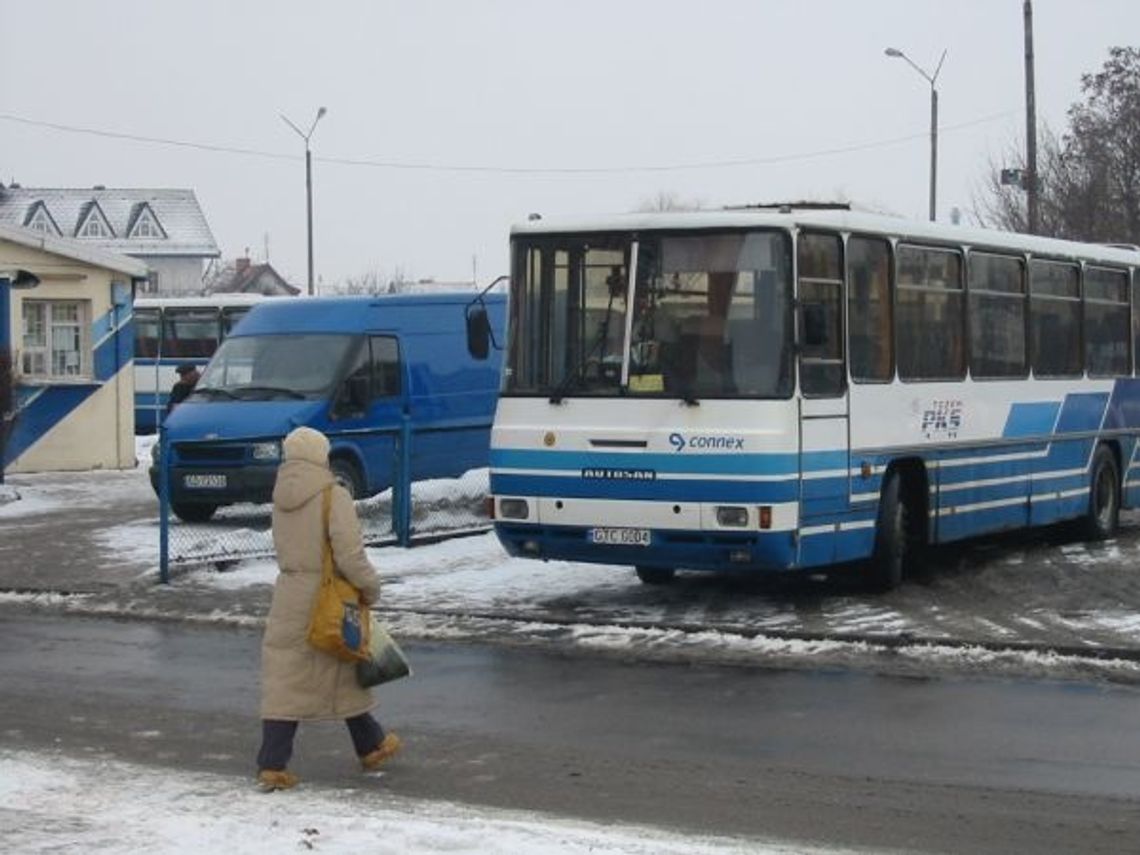 Drogowcy dmuchają na zimne. Tony soli i piasku
