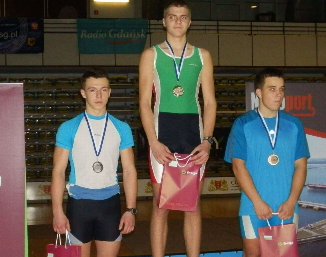 Dwa medale unitów - Mistrzostwa Pomorza na Ergometrze Wioślarskim
