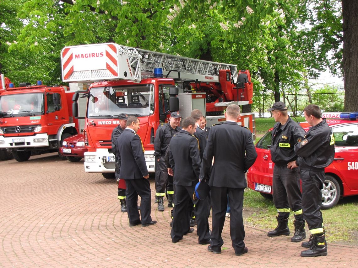 Dym utrudnia jazdę po "jedynce"