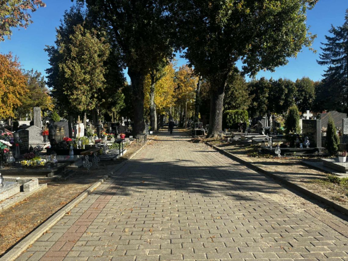 Dzień Wszystkich Świętych – czas pamięci, refleksji i wdzięczności