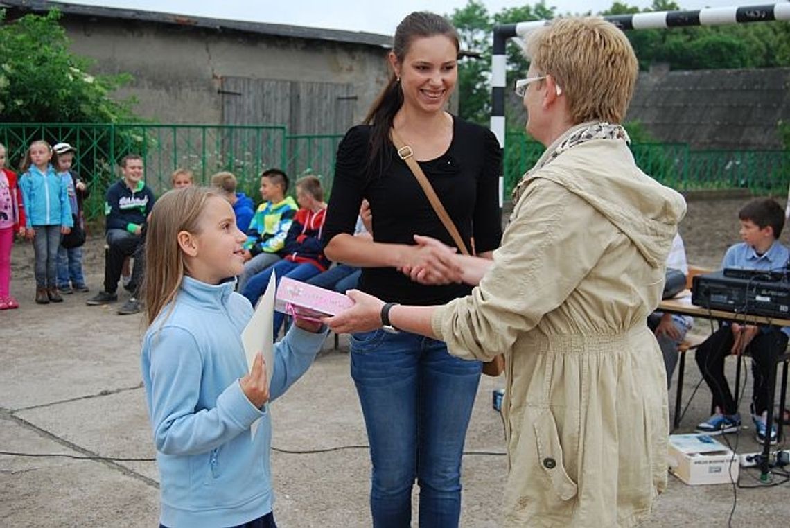 Dzień życzliwości - Uśmiech otworzy każde drzwi Dzień życzliwości - Uśmiech otworzy każde drzwi