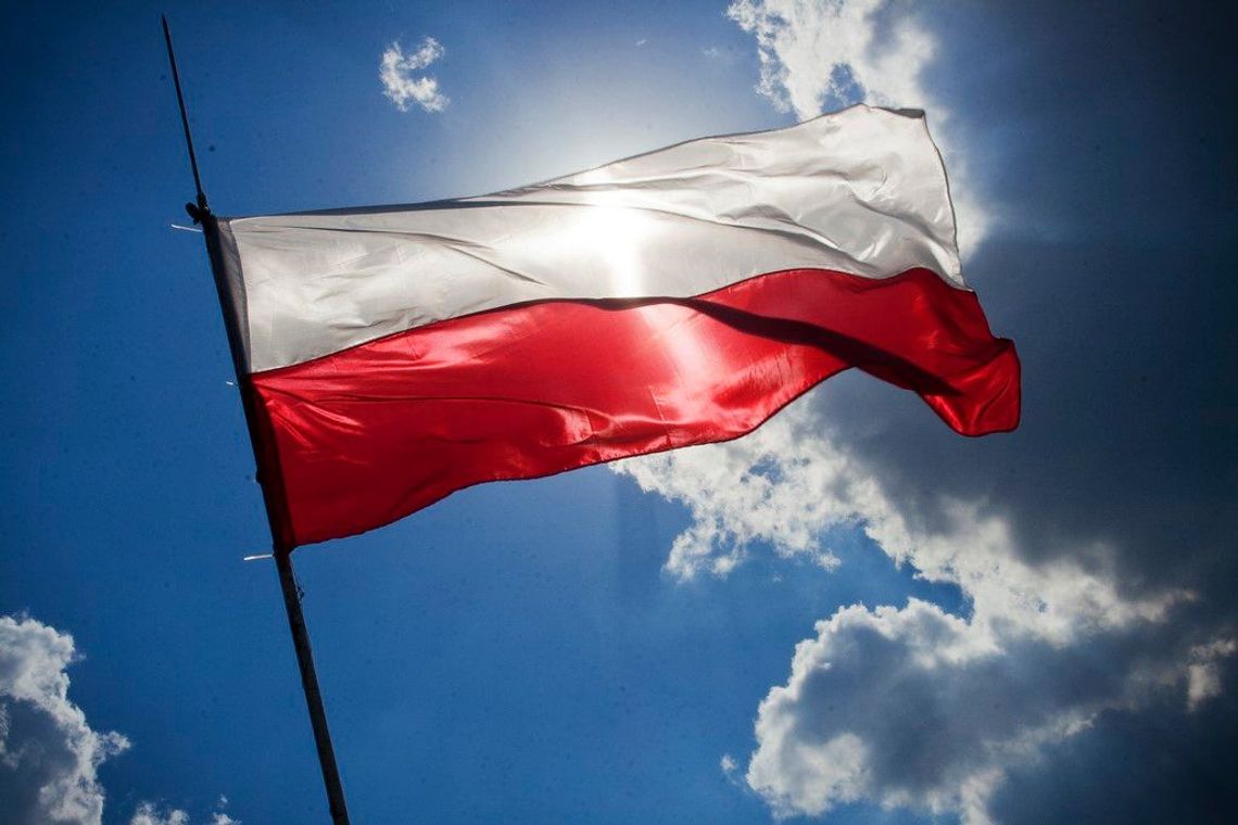 Dziś Dzień Flagi Rzeczypospolitej Polskiej. Dumni z biało-czerwonej! Dziś Dzień Flagi Rzeczypospolitej Polskiej. Dumni z biało-czerwonej!