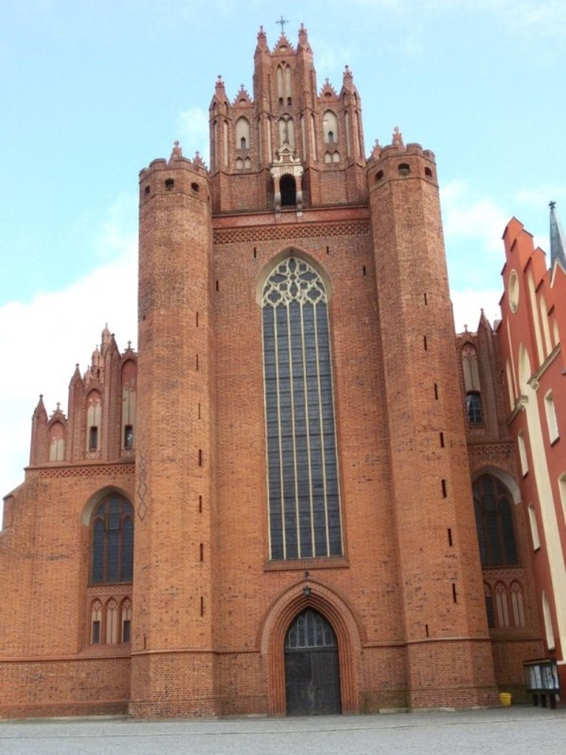 Dziś w Pelplinie msza oraz przemarsz milczenia w intencji tragicznie zmarłego prezydenta Gdańska