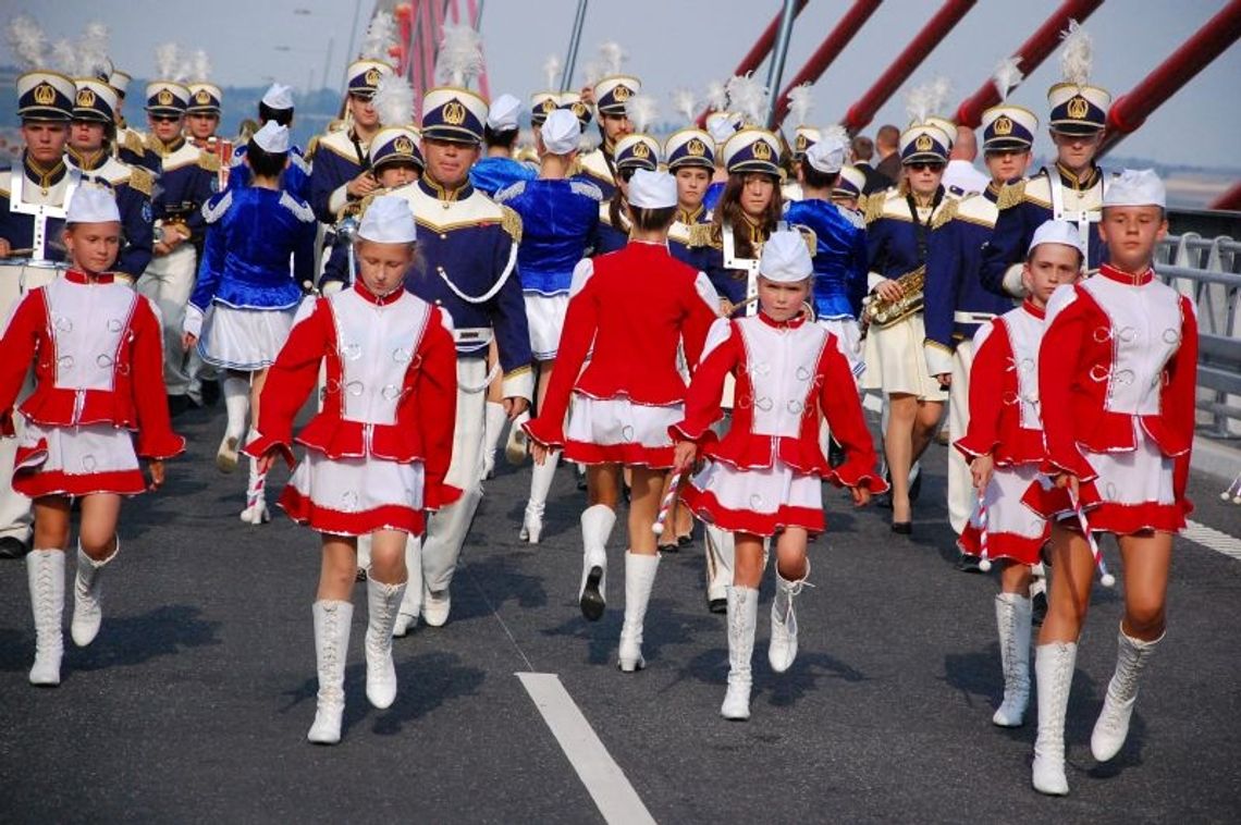 [FOTO] Otwarcie mostu w Opaleniu