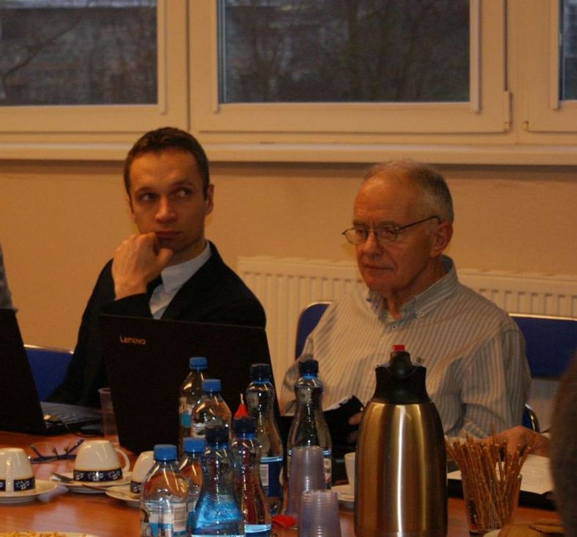 Gmina nie ma środków na obchody 100-lecia odzyskania przez Polskę Niepodległości. Radny oburzony Gmina nie ma środków na obchody 100-lecia odzyskania przez Polskę Niepodległości. Radny oburzony