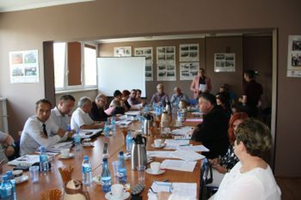 Gniewscy radni oddali pieniądze. Teraz zrzucają winę na urzędnika? Gniewscy radni oddali pieniądze. Teraz zrzucają winę na urzędnika?