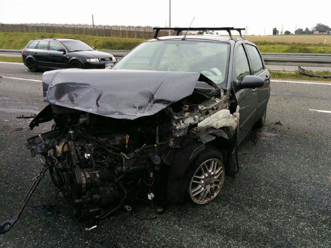 Groźne zderzenie na A1. Pasy w kierunku Gdańska były zablokowane Groźne zderzenie na A1. Pasy w kierunku Gdańska były zablokowane