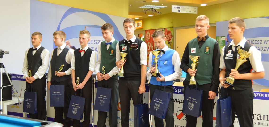 Gwiazdy juniorskiego bilarda zagrały w Tczewie!