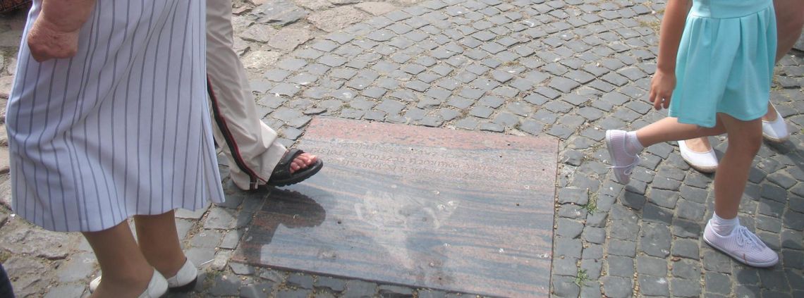 Haller znieważony na Starym Mieście? Usuną tablicę Haller znieważony na Starym Mieście? Usuną tablicę