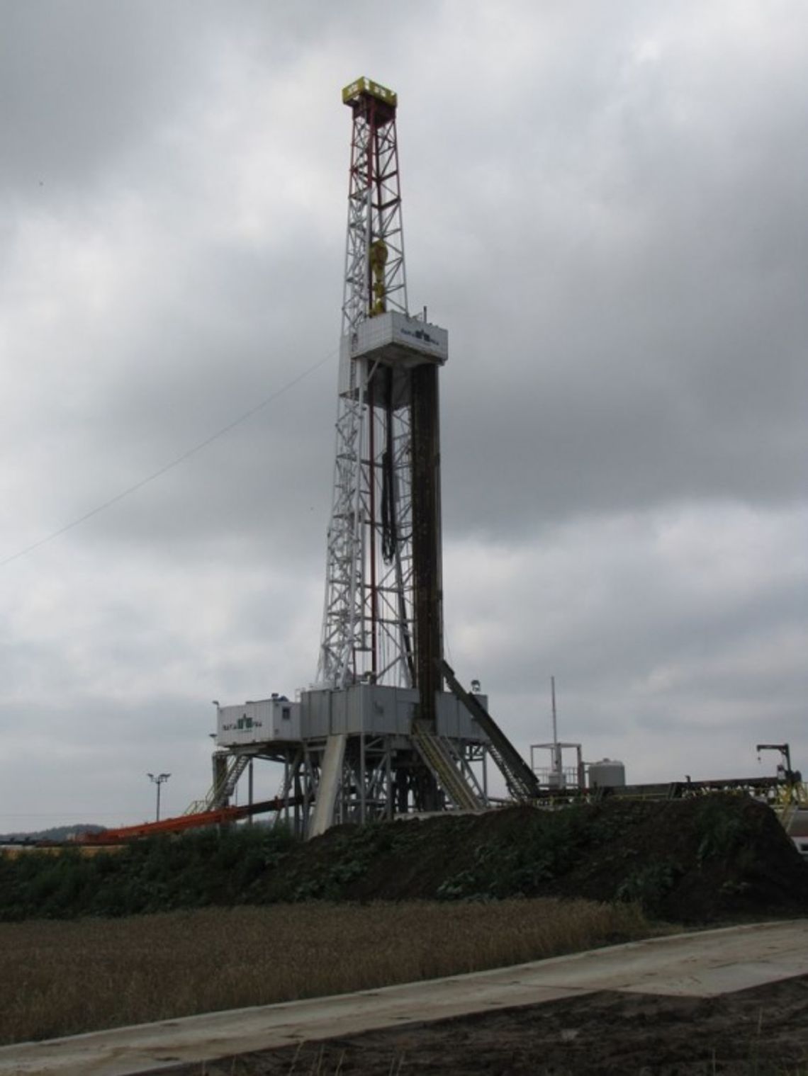 Ile gazu w łupkach? Odwiert w Stanisławiu - na prawie 4 tys. m 