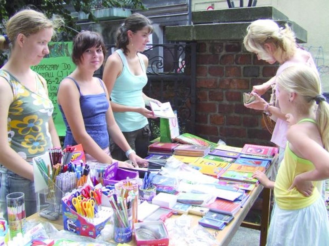 Ile kosztuje szkolna wyprawka? Wkrótce pierwszy dzwonek - co powinno się znaleźć w tornistrze...