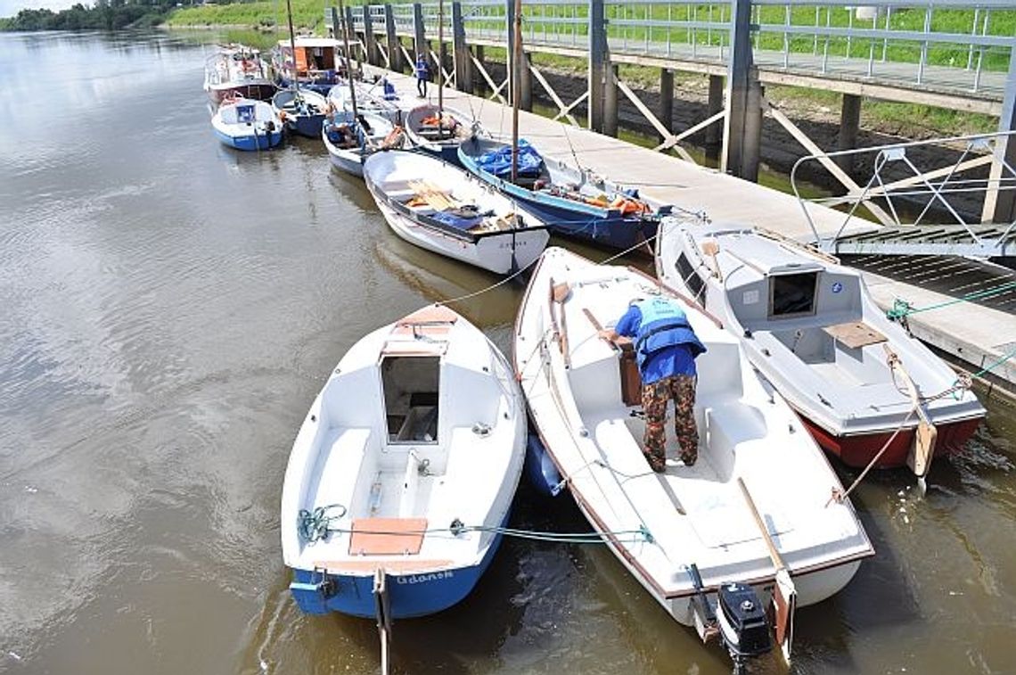 IX Flis Wiślany dopłynął do Tczewa IX Flis Wiślany dopłynął do Tczewa