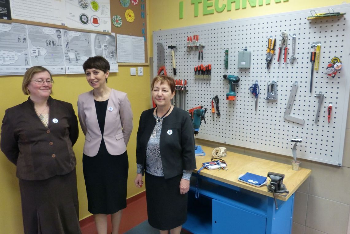 Jedna sala w PG1 kosztowała 15 tys. zł. To prawdziwe laboratorium Jedna sala w PG1 kosztowała 15 tys. zł. To prawdziwe laboratorium