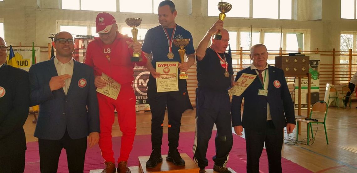 JÓZEF BEJGROWICZ I MAREK TOKARSKI Mistrzami Polski w trójboju siłowym