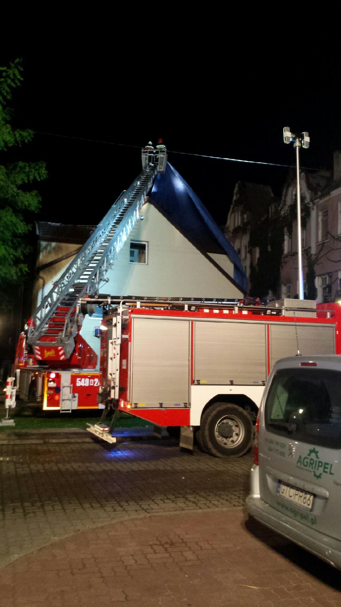 Kamienice zniszczone. Pogorzelcy z ul. Kościelnej zostaną u swoich bliskich Kamienice zniszczone. Pogorzelcy z ul. Kościelnej zostaną u swoich bliskich