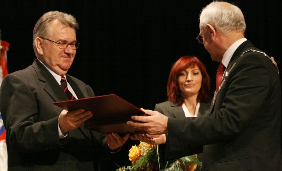 Każdy znaczek o czymś opowiada Każdy znaczek o czymś opowiada