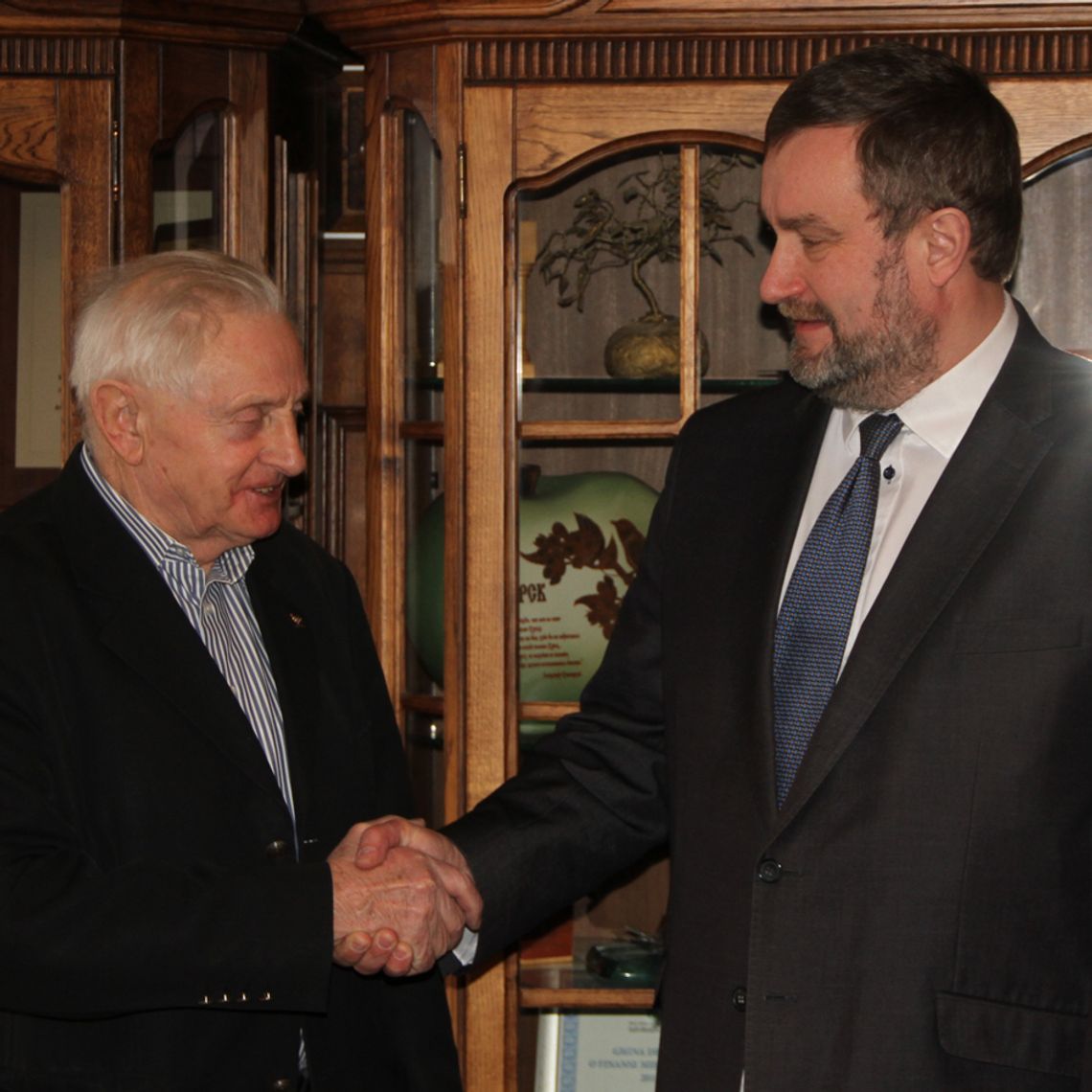 Kazimierz Zimny odda Fabryce Sztuk swój medal olimpijski!