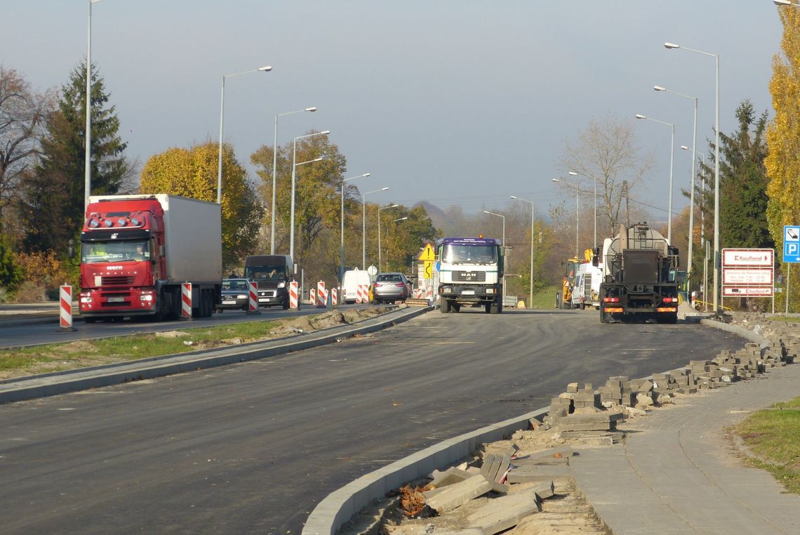 Kiedy otworzą skrzyżowanie DK91 z ul. Armii Krajowej?