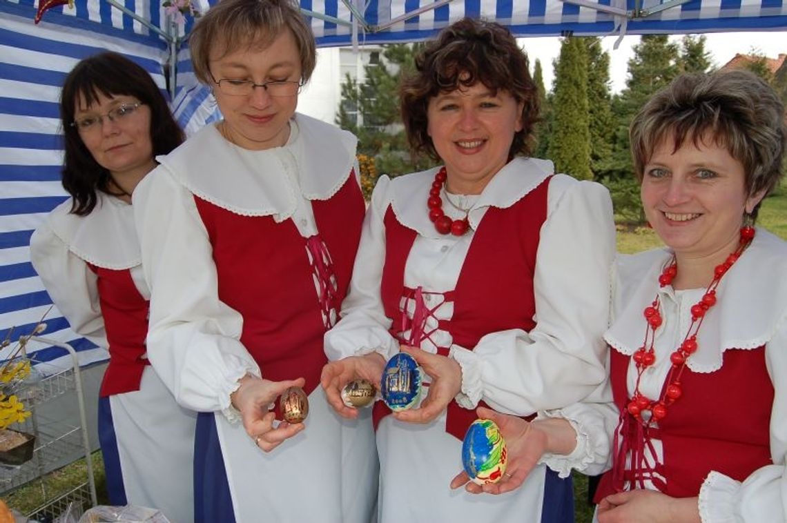 Kiermasz wielkanocny w Pelplinie Kiermasz wielkanocny w Pelplinie