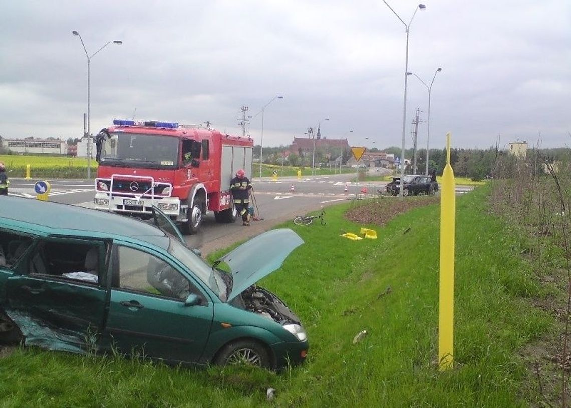 Kierowcy wciąż jeżdżą „na pamięć”. Na pelplińskiej obwodnicy brakuje oznakowania Kierowcy wciąż jeżdżą „na pamięć”. Na pelplińskiej obwodnicy brakuje oznakowania
