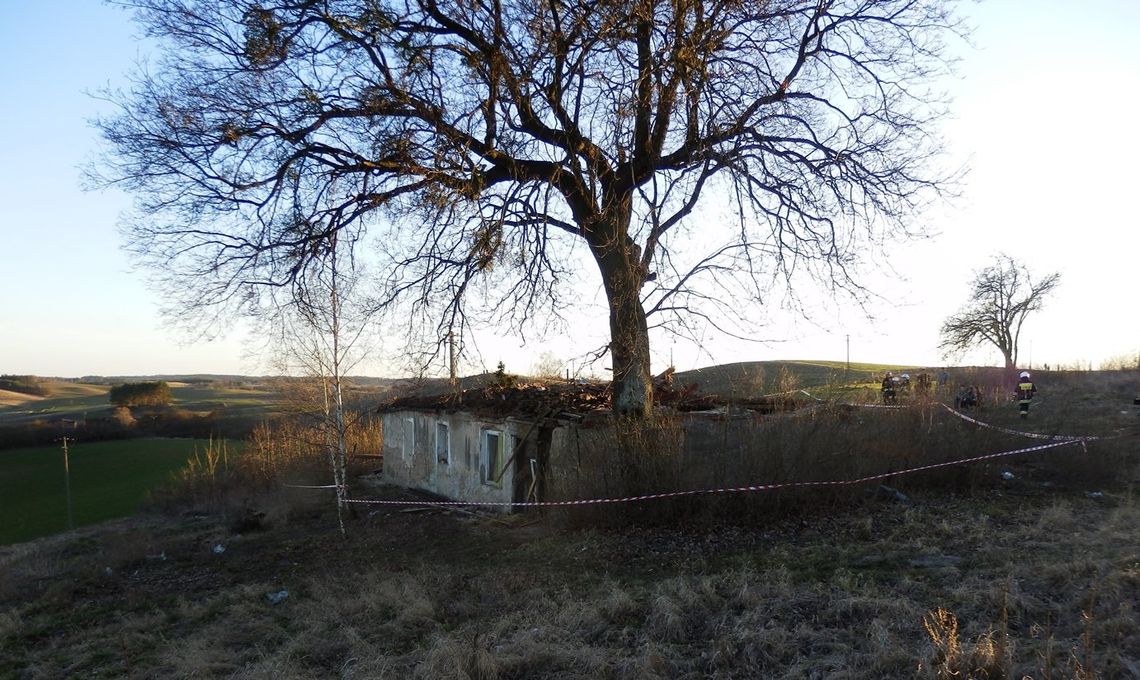 Kilkanaście budynków w opłakanym stanie. I żyją w nich ludzie