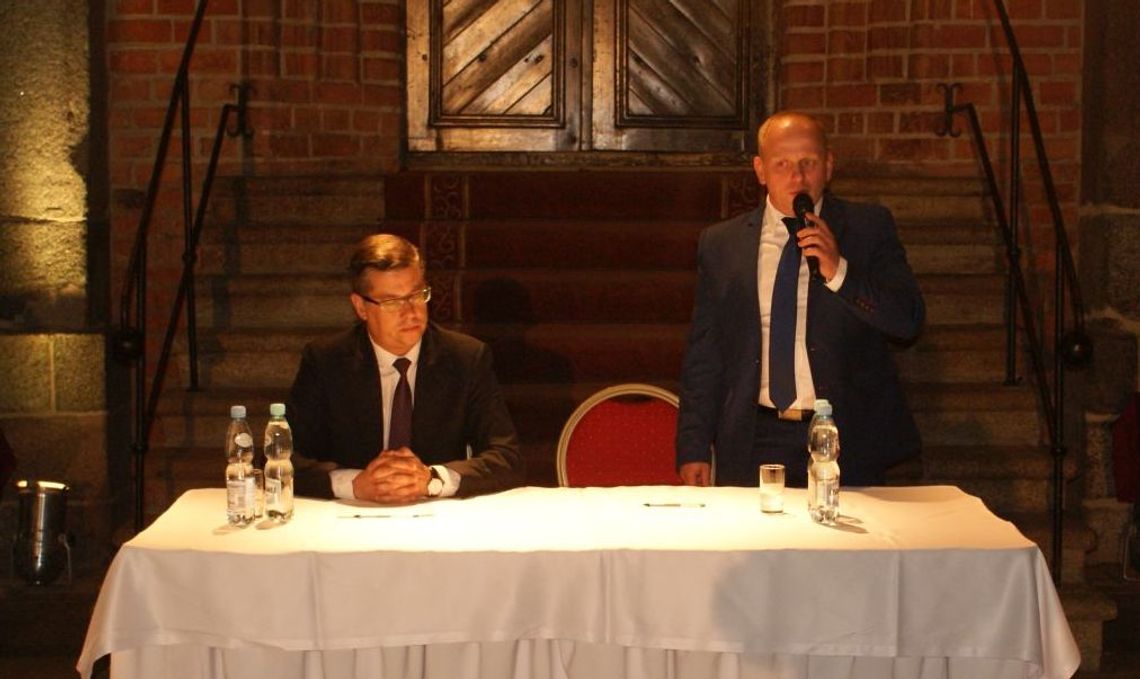 Klimczak kontra Czarnecki – za nami debata kandydatów na burmistrza Gniewu