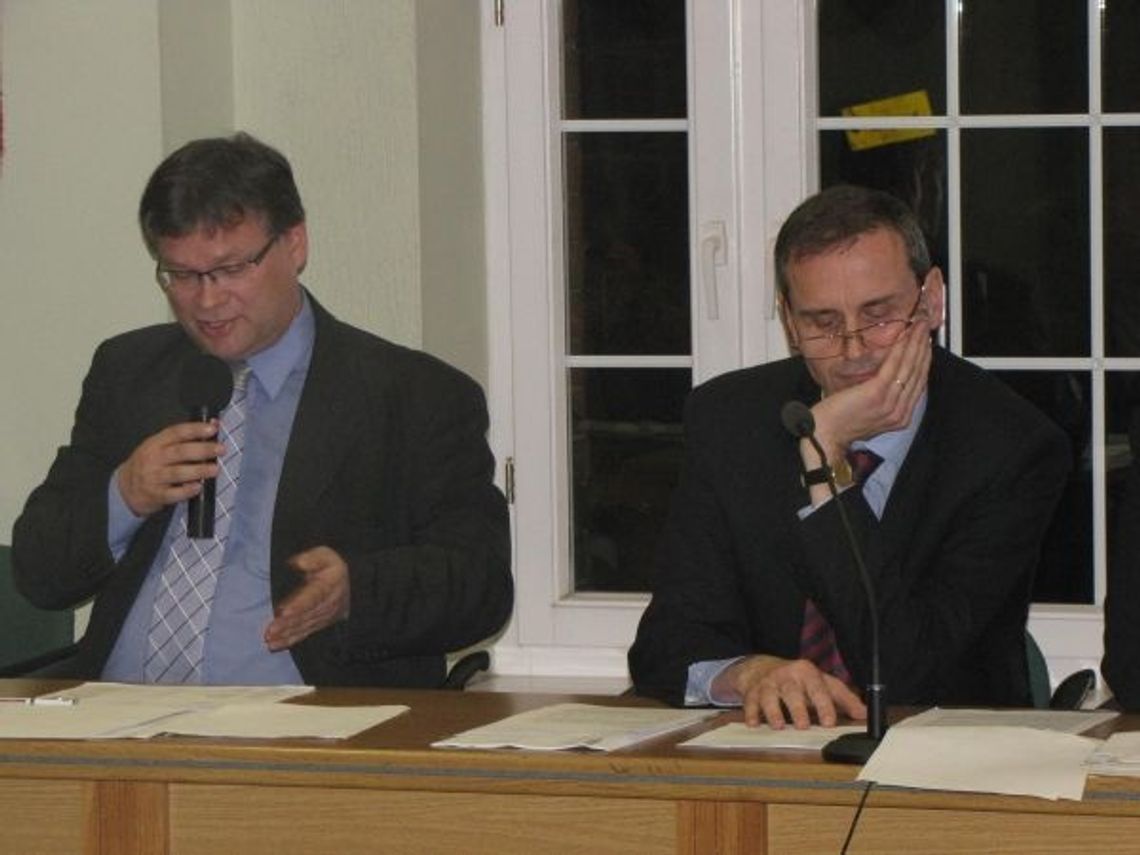 Kłótnia radnych o e-bilet. Jazda bez trzymanki - za darmo? Kłótnia radnych o e-bilet. Jazda bez trzymanki - za darmo?